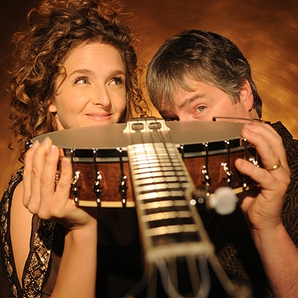 <em>Echo in the Valley</em><br>
Béla Fleck and Abigail Washburn