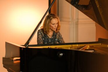 Hélène Grimaud, piano
